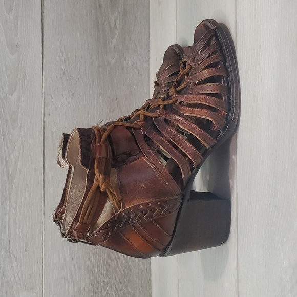 Freebird by Steven Wazee Boho Western Ankle Gladiator Sandals shoes sz 9 - Picture 3 of 14